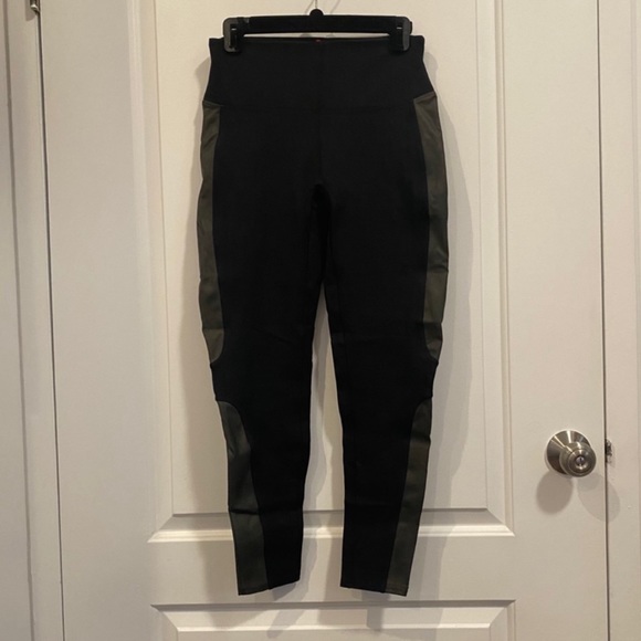 Spanx Faux Leather Moto Panel Leggings - Picture 3 of 4
